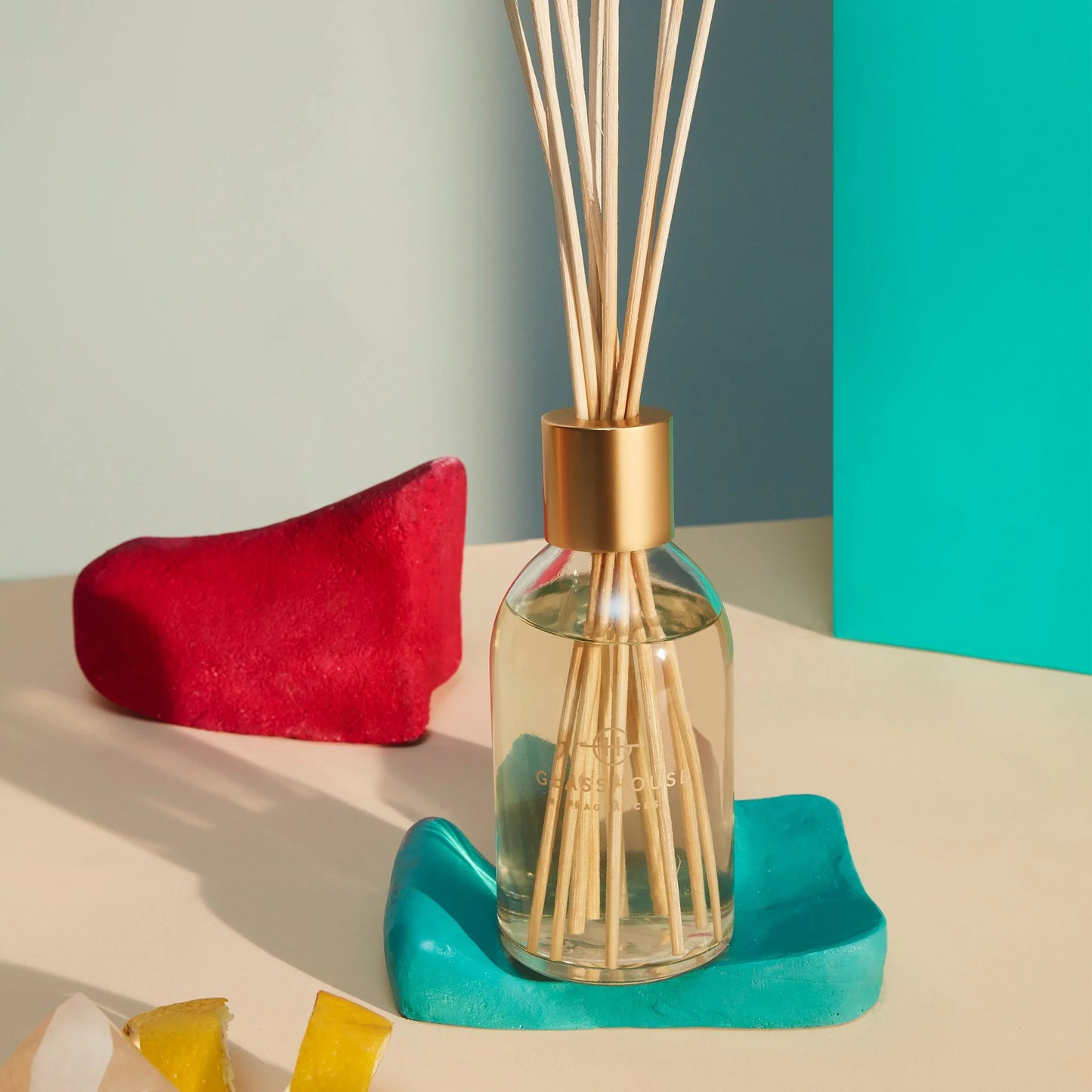 Glasshouse DIVING INTO CYPRUS SEA SALT & SAFFRON 8.4 fl oz. Fragrance Diffuser