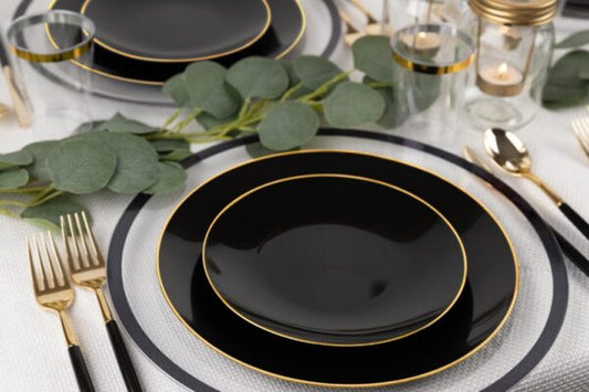 Organic Black/Gold Rim Plates (10 Count)