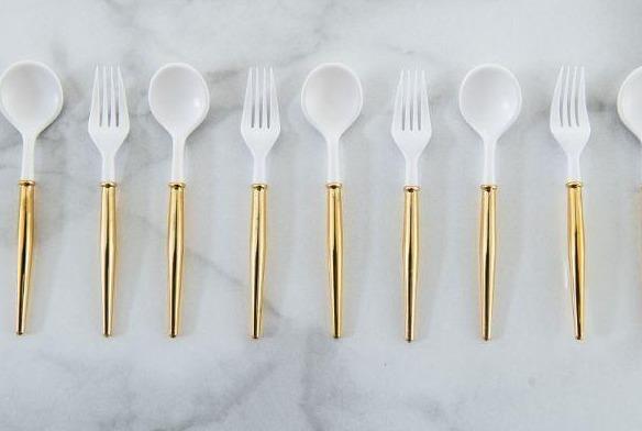 GOLD BELLA PLASTIC COCKTAIL FORKS/20PC