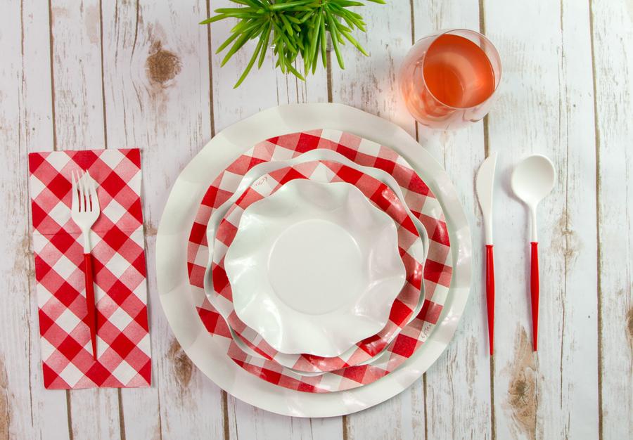 RED BELLA ASSORTED PLASTIC CUTLERY/24PC, SERVICE FOR 8