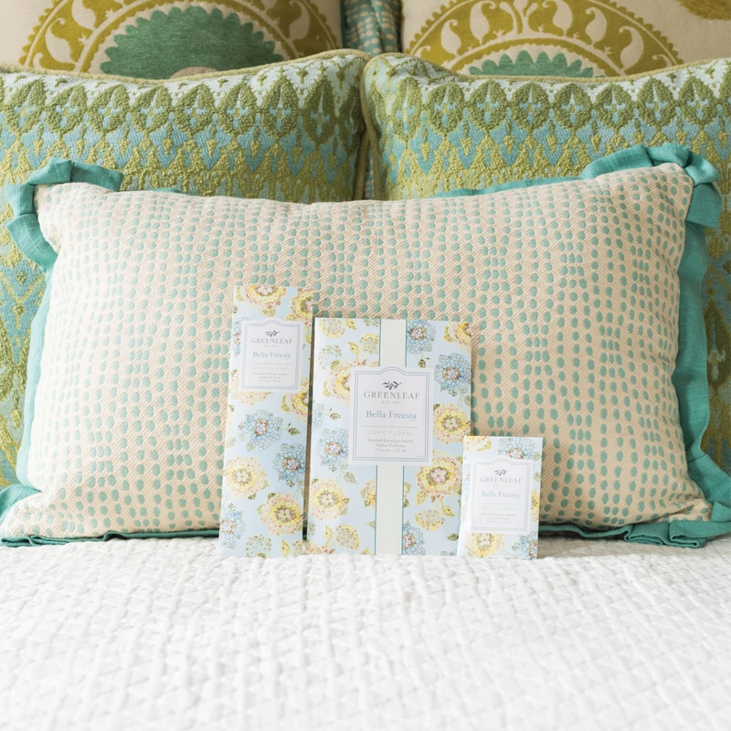 Bella Freesia Large Sachet