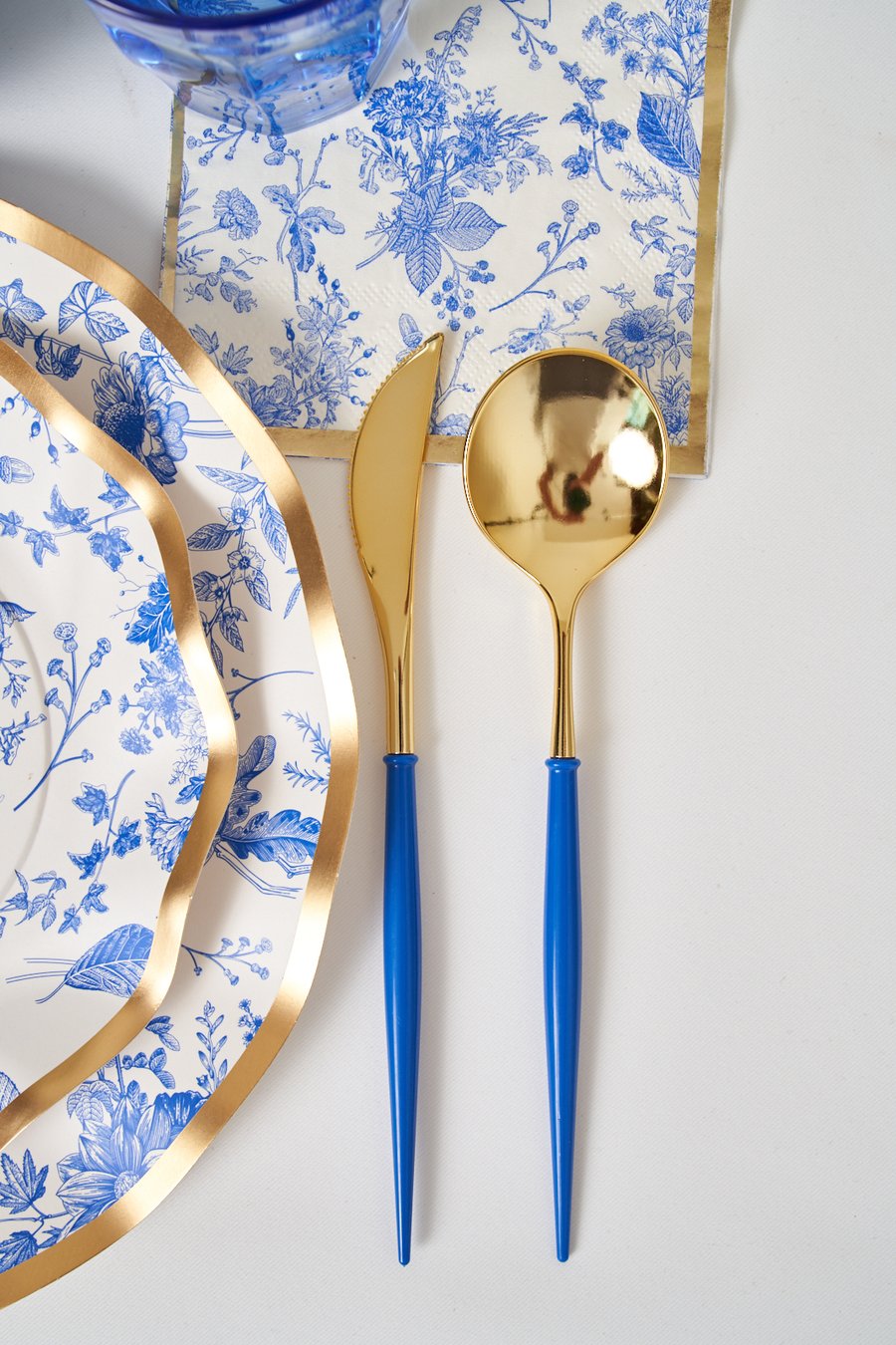 NAVY & GOLD BELLA ASSORTED PLASTIC CUTLERY/24PC, SERVICE FOR 8